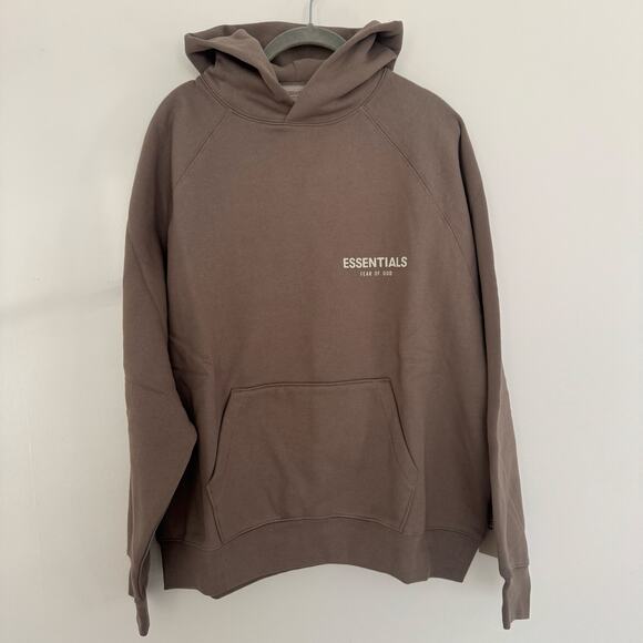 Fear of God ESSENTIALS Hoodie in Desert Taupe - Picture 2 of 9